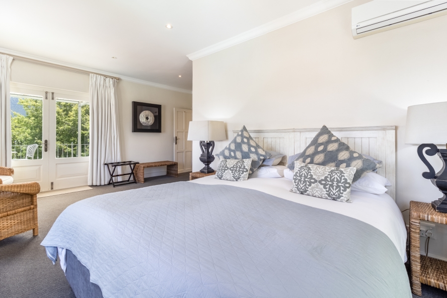 To Let 5 Bedroom Property for Rent in Franschhoek Western Cape